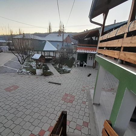 Guest House Vila Banjica Pirot Exterior foto