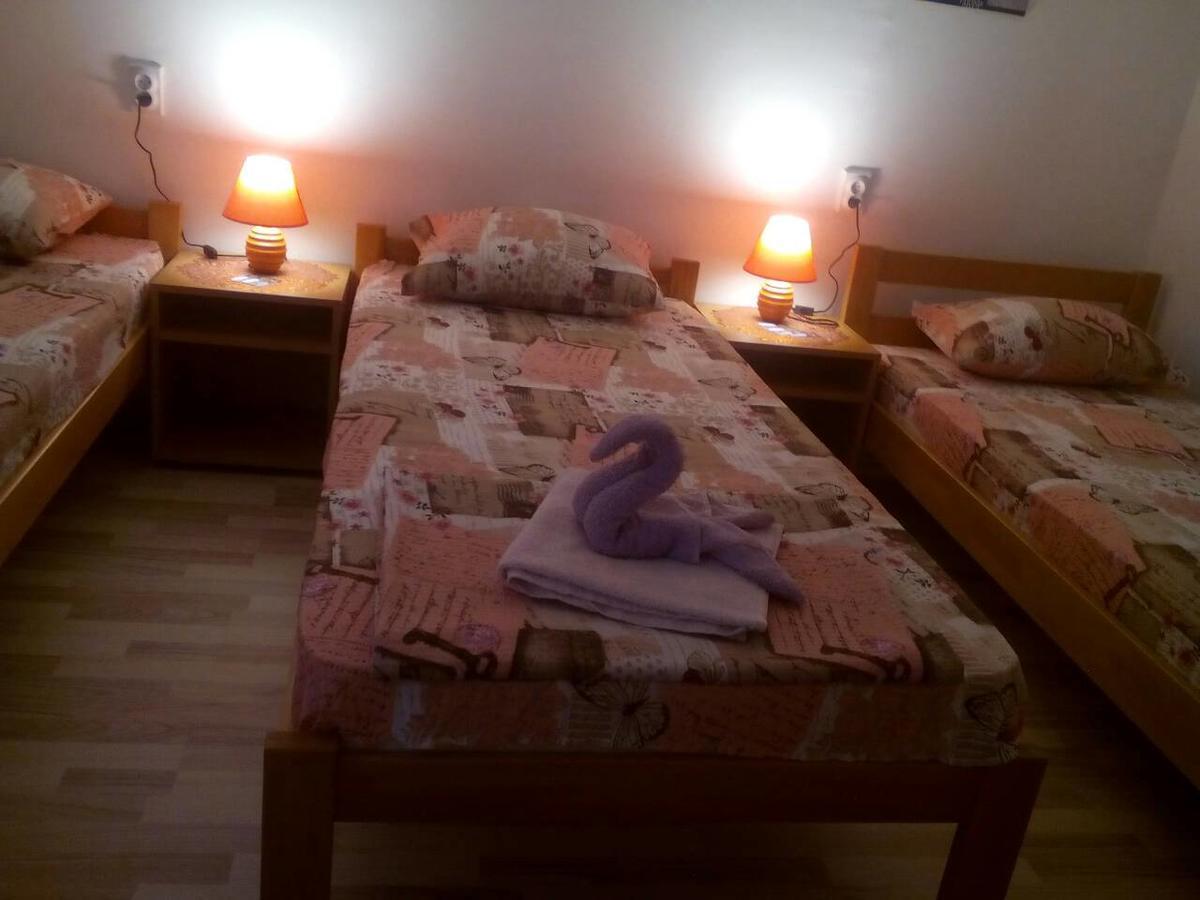 Guest House Vila Banjica Pirot Exterior foto